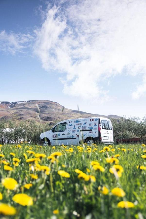 Rent Campervans Кефлавик Экстерьер фото